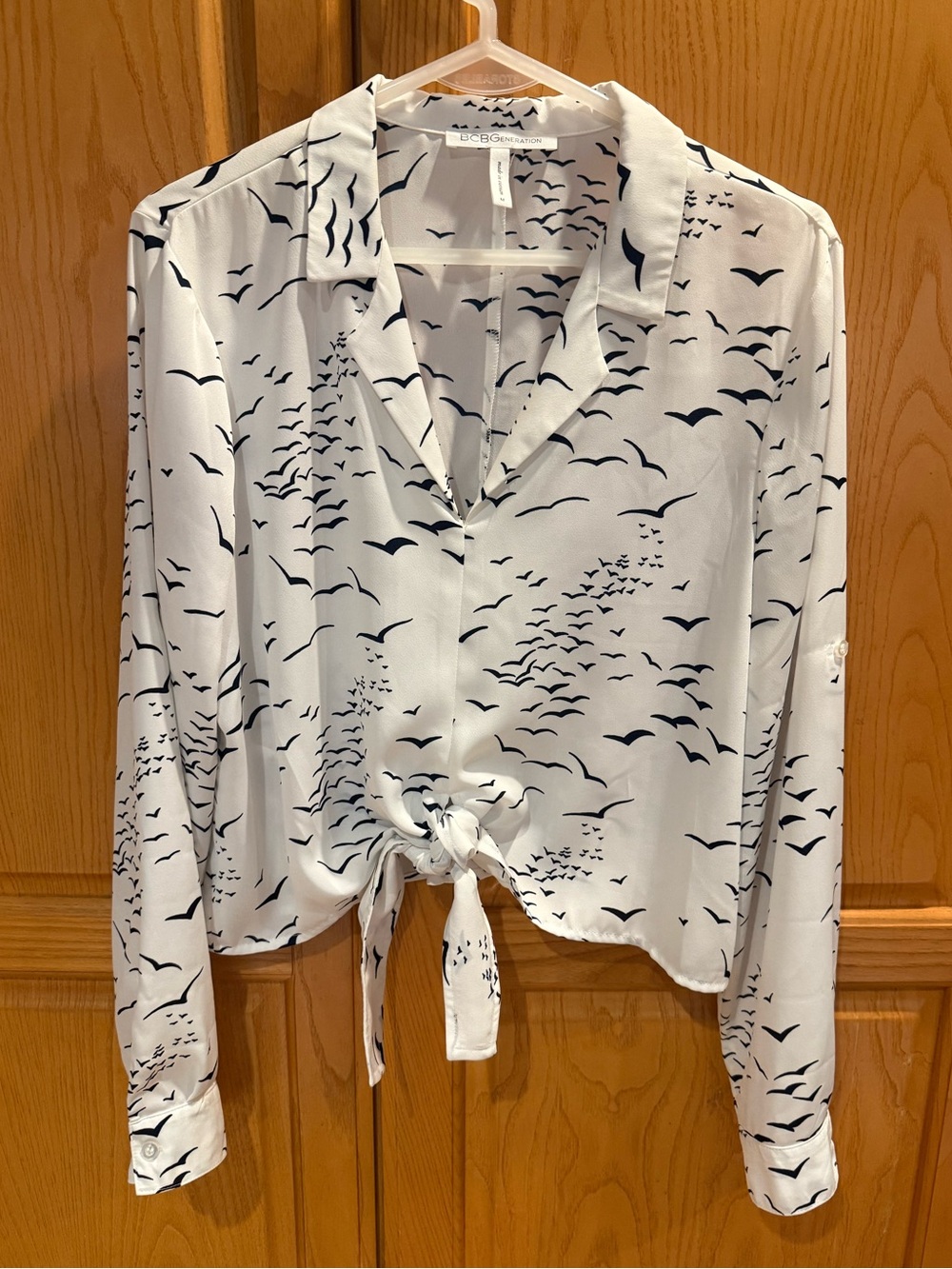 BCBGGeneration Long Sleeve White Crop Top Seagull Print Size Medium